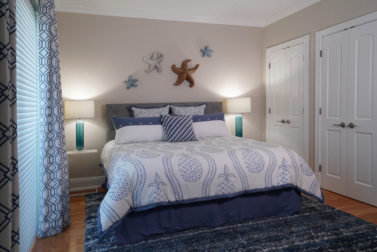 Vacation rental design by Mia Bella Designs