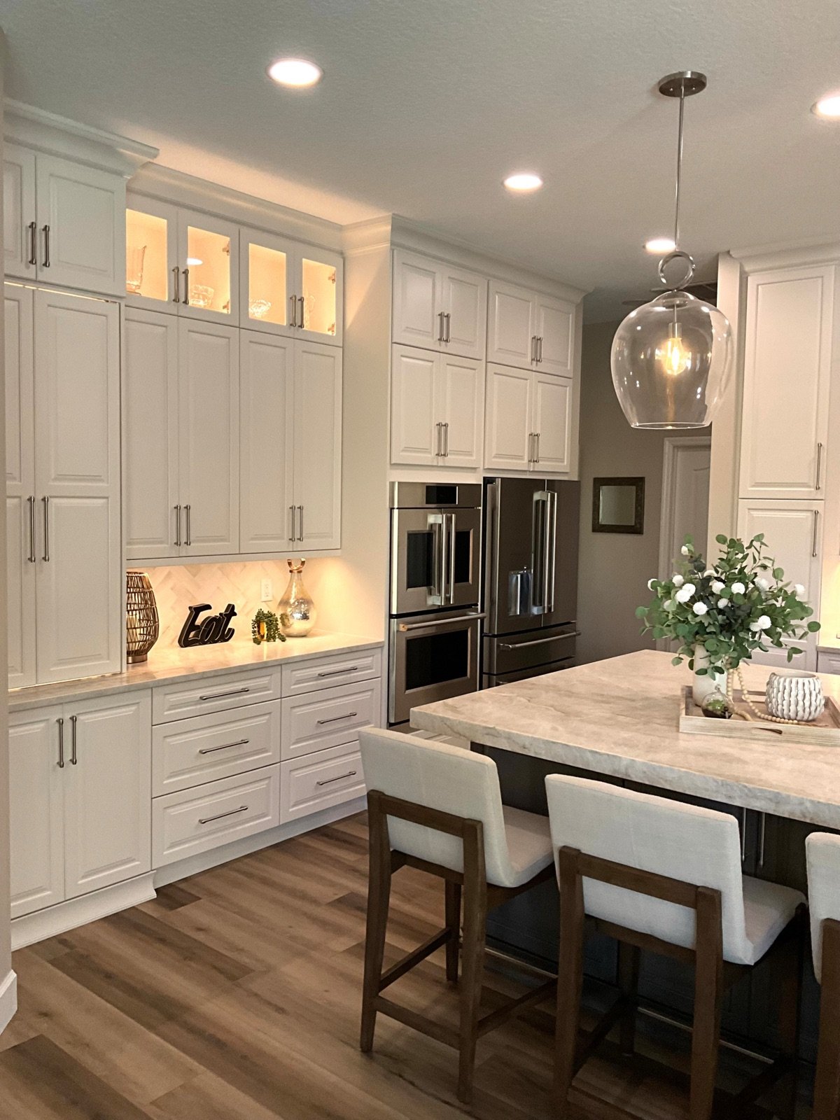 Eastlake Kitchen Remodel kitchen cabinetry designed by Mia Bella Designs, Tampa, Florida
