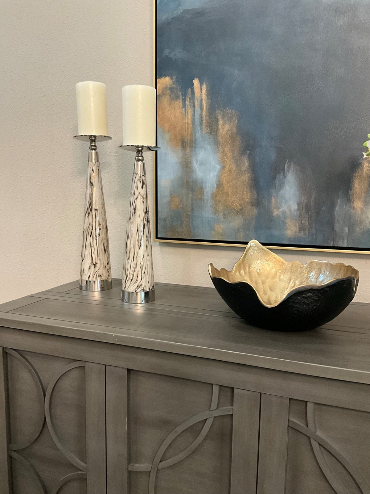Console styling by Mia Bella Designs, Westchase Retreat Addition